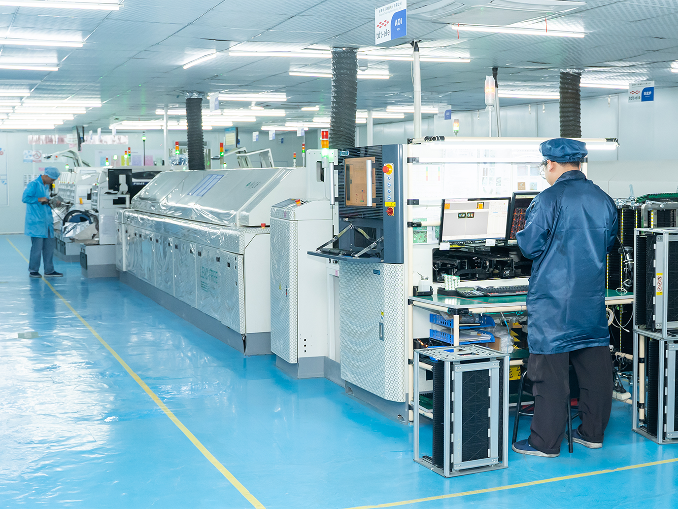 High-end PCB manufacturing with AOI inspection and FUJI NXT SMT lines